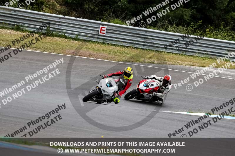 estoril;event digital images;motorbikes;no limits;peter wileman photography;portugal;trackday;trackday digital images